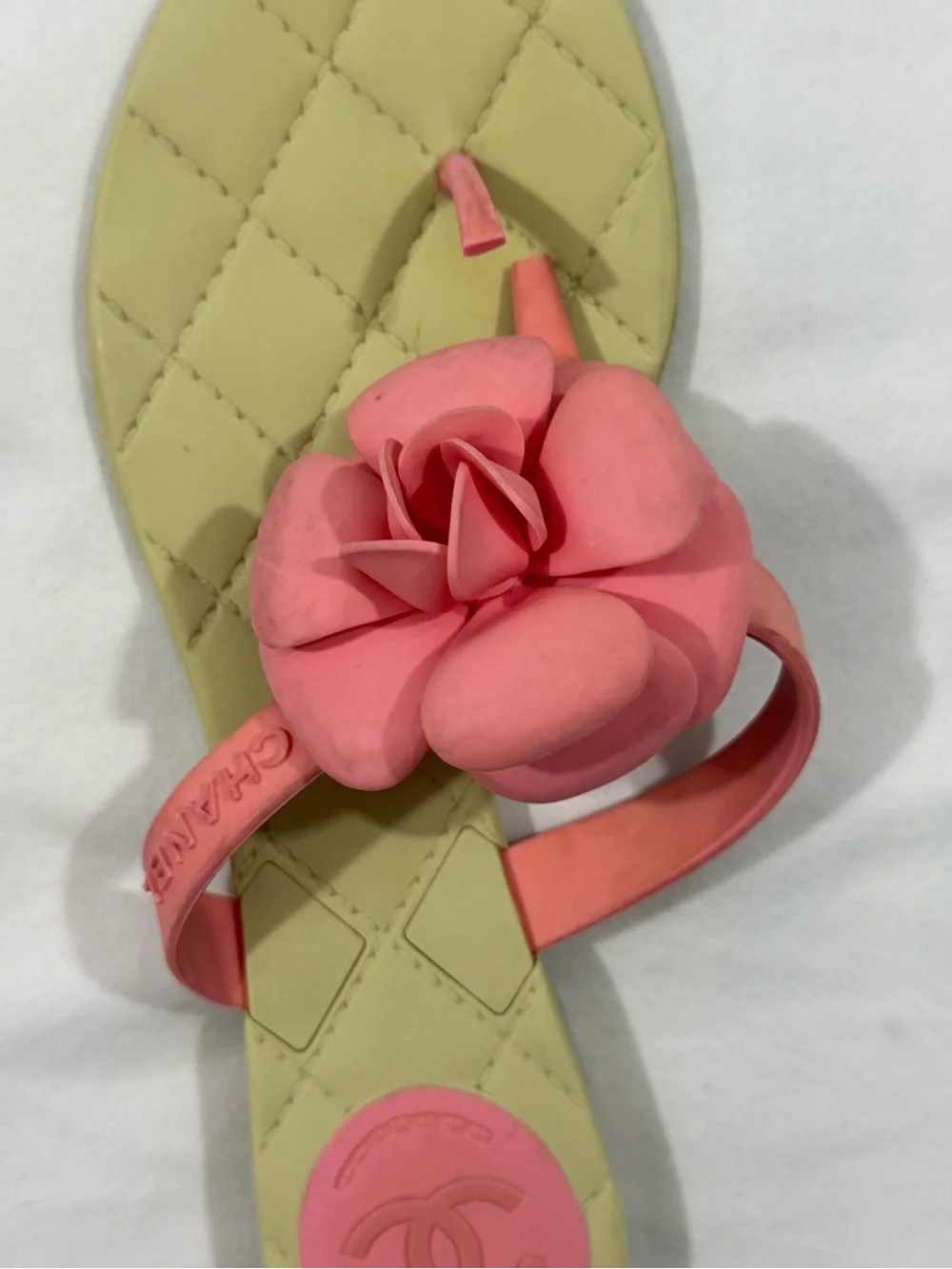 CHANEL Camellia Jelly Thong Sandals Pink EU 37 Repair / Crafts / Parts